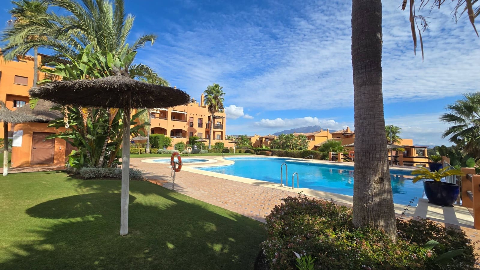 3 Zimmer Apartment zu verkaufen in Benahavis mit Pool Garage - 490.000 € (Ref: 9326480)