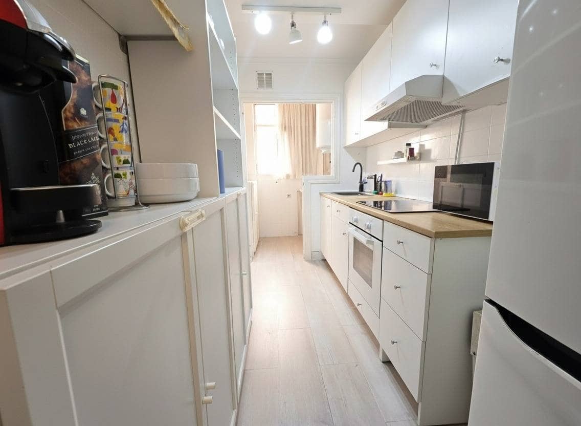 3 chambre Appartement à vendre à Estepona - 225 000 € (Ref: 9338056)