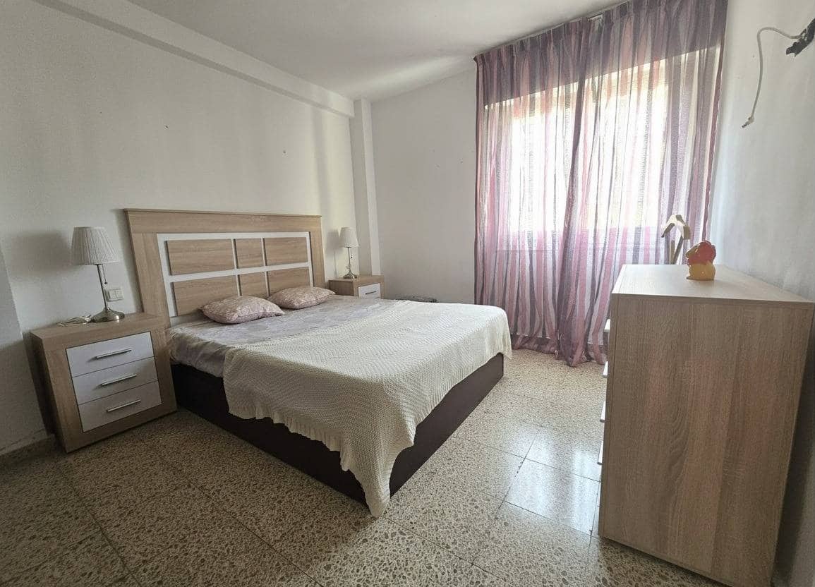 3 chambre Appartement à vendre à Estepona - 225 000 € (Ref: 9338056)