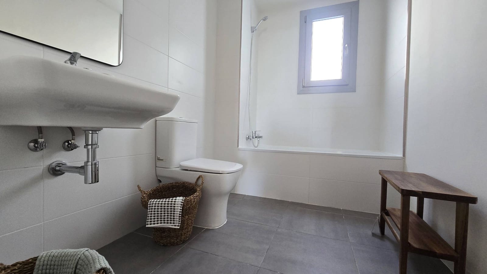 Ático de 3 habitaciones en Estepona en venta con piscina garaje - 450.000 € (Ref: 9347372)