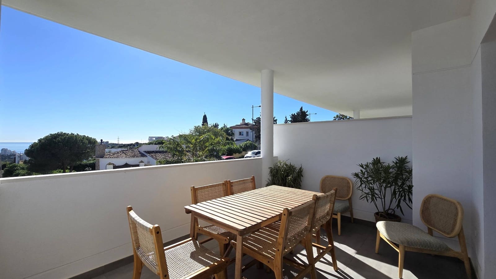 3 chambre Appartement à vendre à Estepona avec piscine garage - 438 000 € (Ref: 9347373)