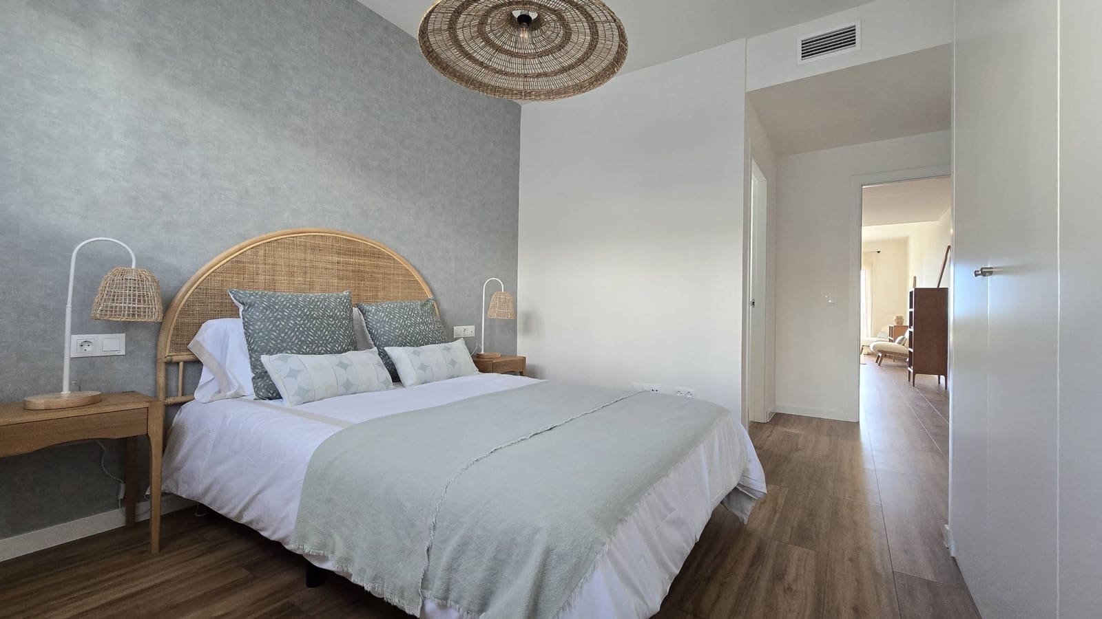 3 chambre Appartement à vendre à Estepona avec piscine garage - 438 000 € (Ref: 9347373)