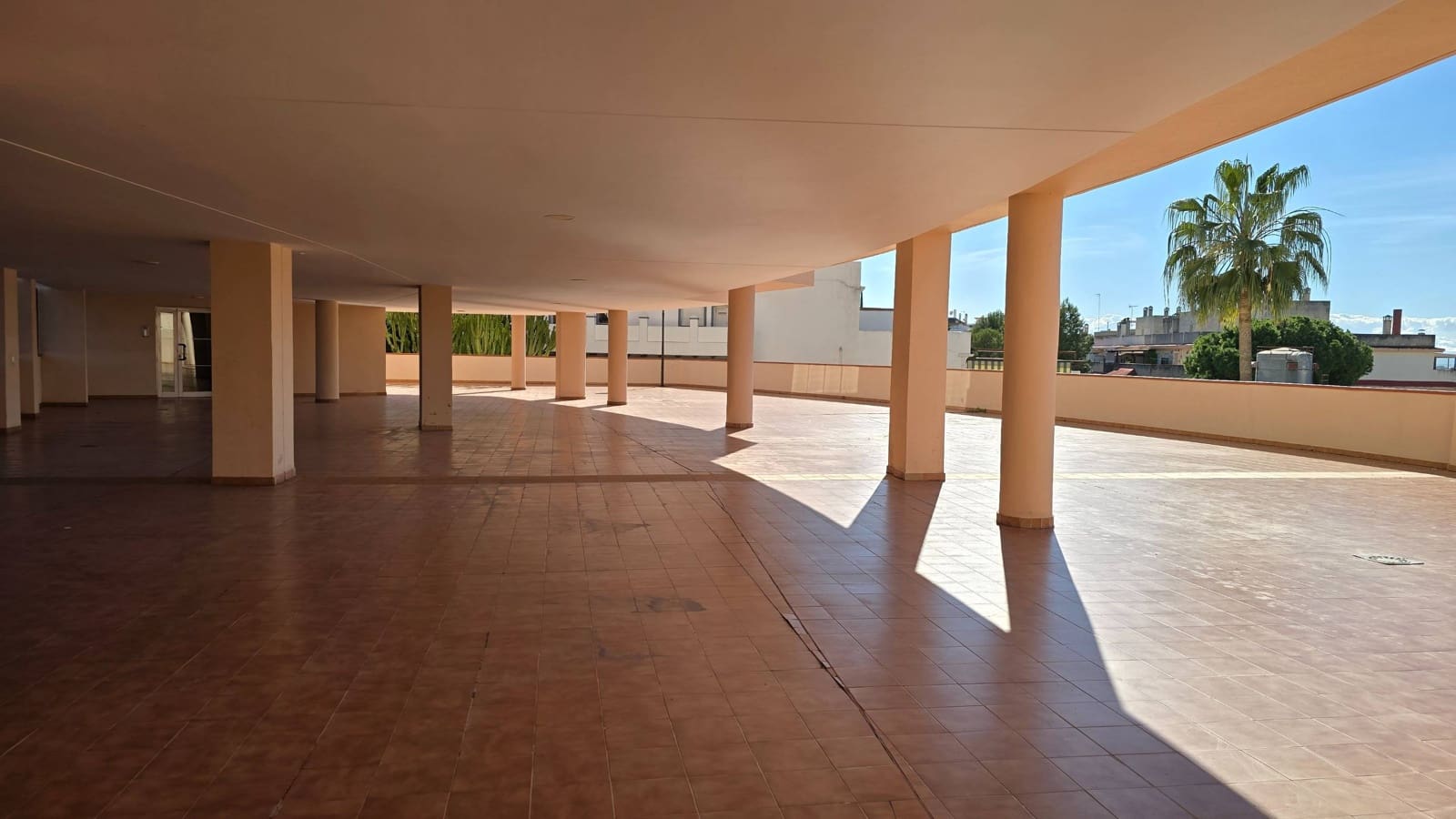 2 bedroom Penthouse for sale in Estepona with pool garage - € 445,000 (Ref: 9481204)