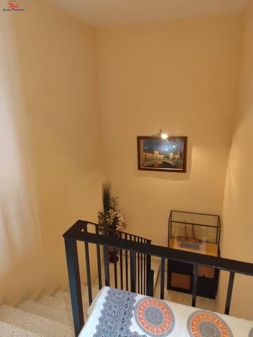 4 bedroom Terraced Villa for sale in Benacazón with garage - € 162,000 (Ref: 9481205)