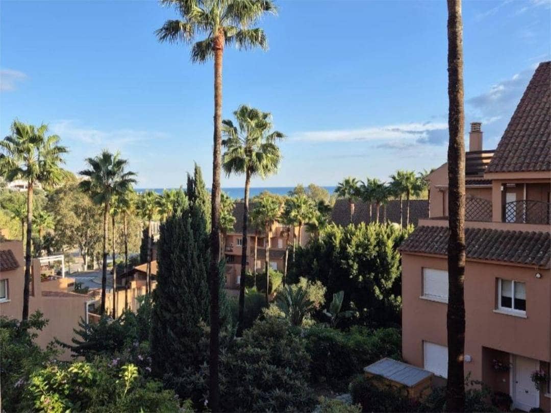 3 slaapkamer Appartement te koop in Bahia de Casares met zwembad - € 286.000 (Ref: 9543657)