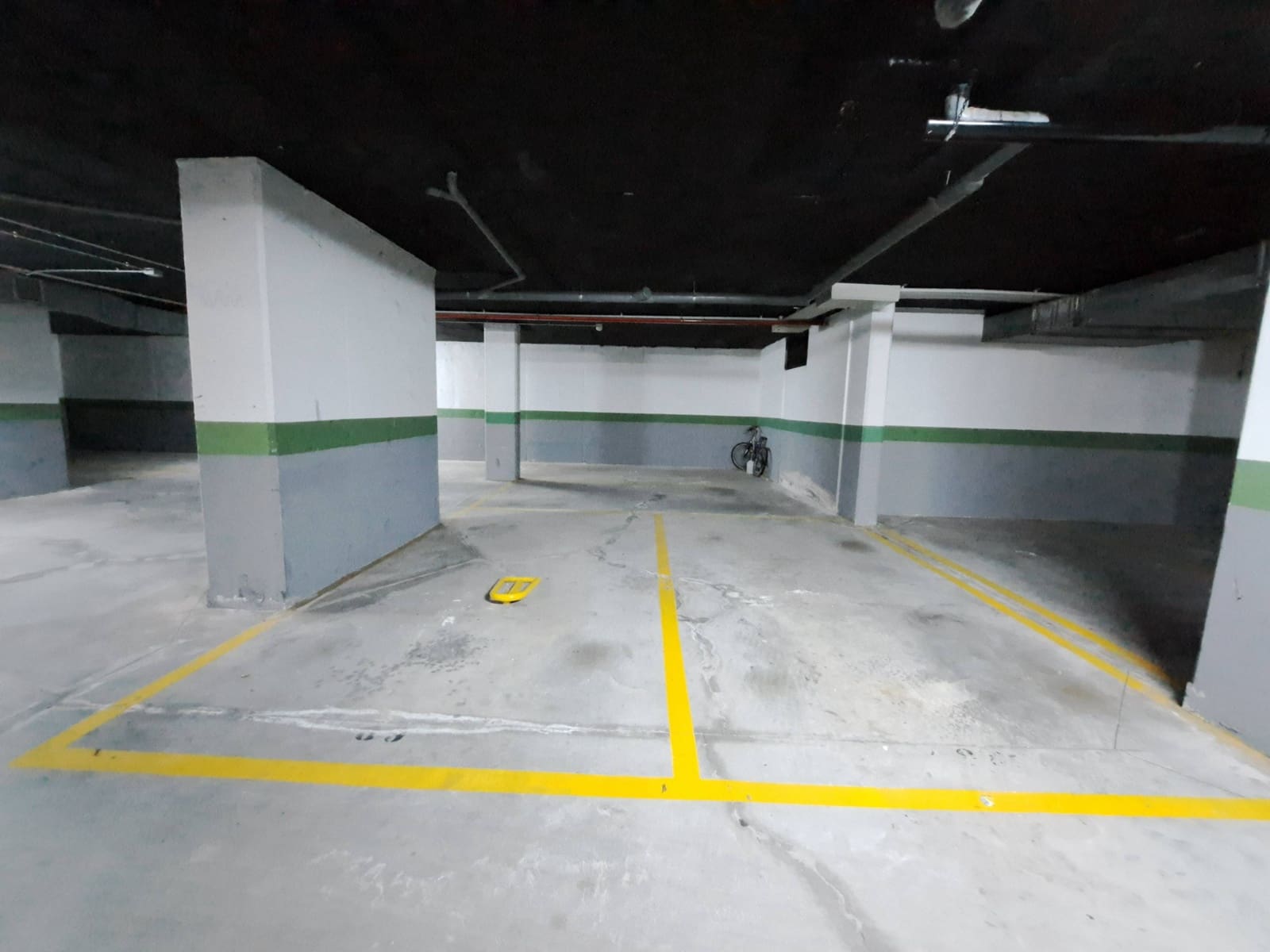 2 Zimmer Penthouse zu vermieten in Estepona mit Pool Garage - 1.800 € (Ref: 9543658)