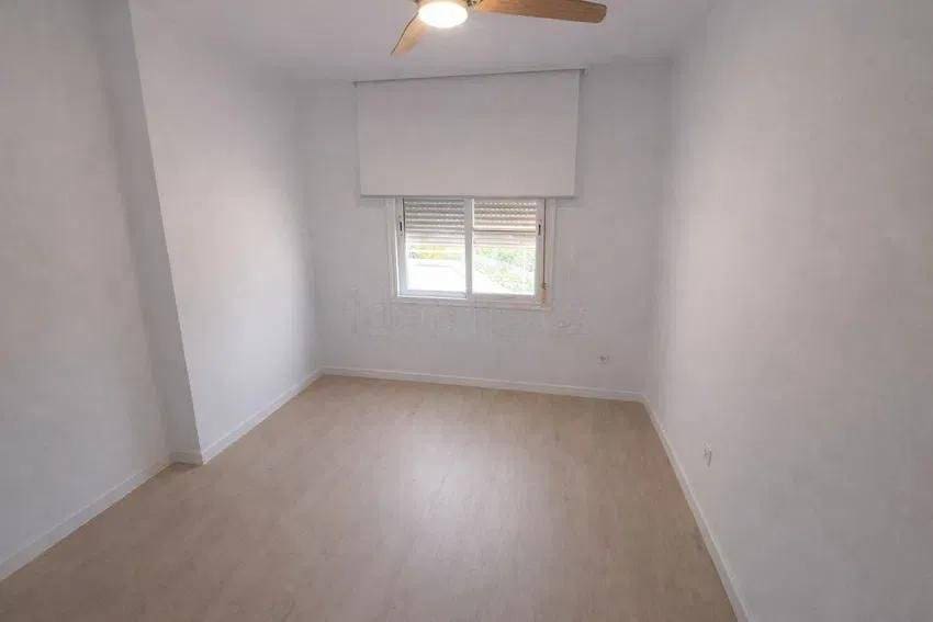 3 Zimmer Apartment zu verkaufen in Estepona mit Pool Garage - 345.000 € (Ref: 9543659)