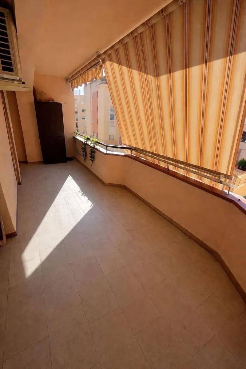 3 Zimmer Apartment zu verkaufen in Estepona mit Pool Garage - 345.000 € (Ref: 9543659)