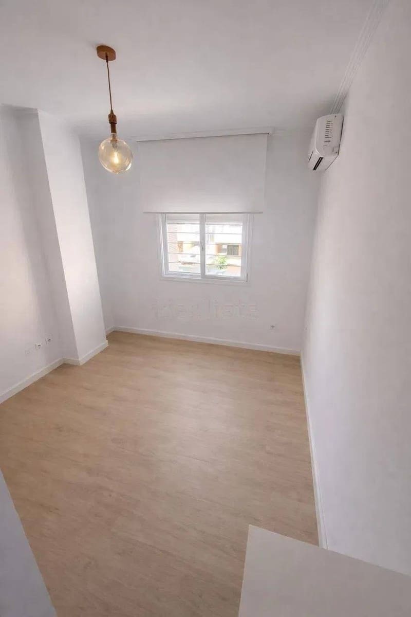 3 Zimmer Apartment zu verkaufen in Estepona mit Pool Garage - 345.000 € (Ref: 9543659)