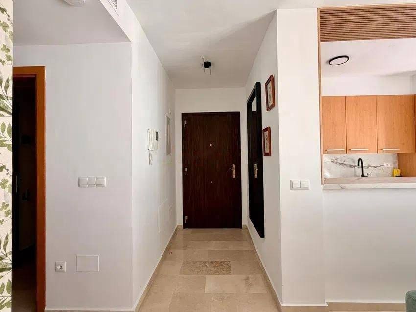 Apartamento de 2 habitaciones en Estepona en venta con piscina garaje - 365.000 € (Ref: 9565270)