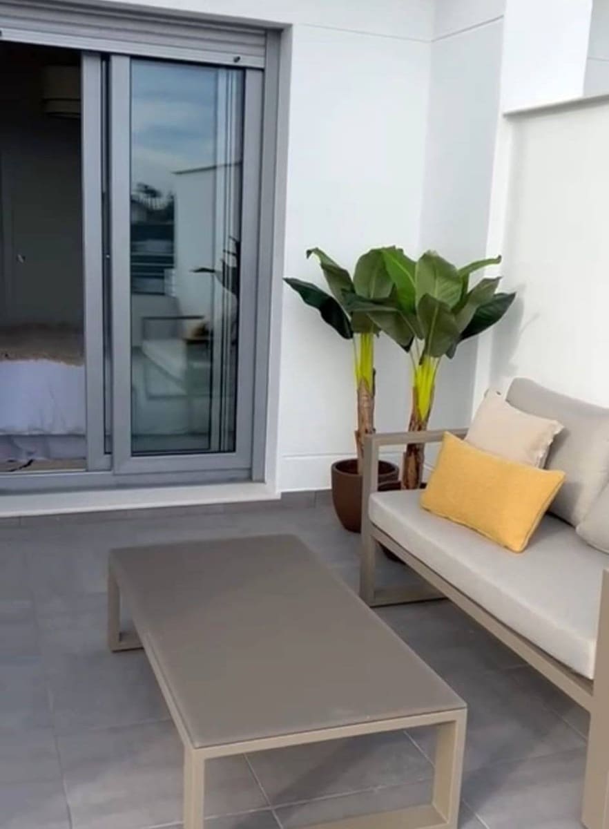 3 soveværelse Lejlighed til salg i Estepona med swimmingpool garage - € 438.000 (Ref: 9627521)