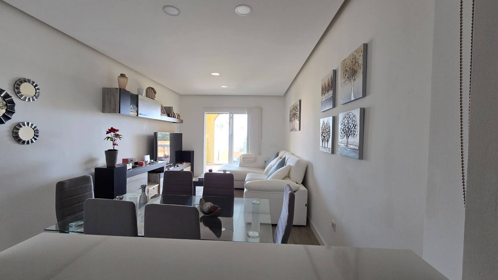 3 soverom Leilighet til salgs i Manilva med svømmebasseng garasje - € 424 000 (Ref: 9648175)