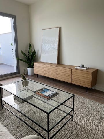 3 quarto Apartamento para venda em Estepona com piscina garagem - 438 000 € (Ref: 9659465)