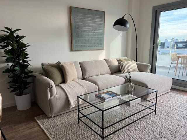 3 quarto Apartamento para venda em Estepona com piscina garagem - 438 000 € (Ref: 9659465)