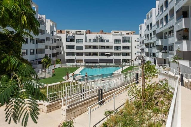 4 bedroom Apartment for sale in Centro, Estepona with pool garage - € 505,000 (Ref: 9719985)
