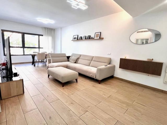 4 bedroom Apartment for sale in Centro, Estepona with pool garage - € 505,000 (Ref: 9719985)