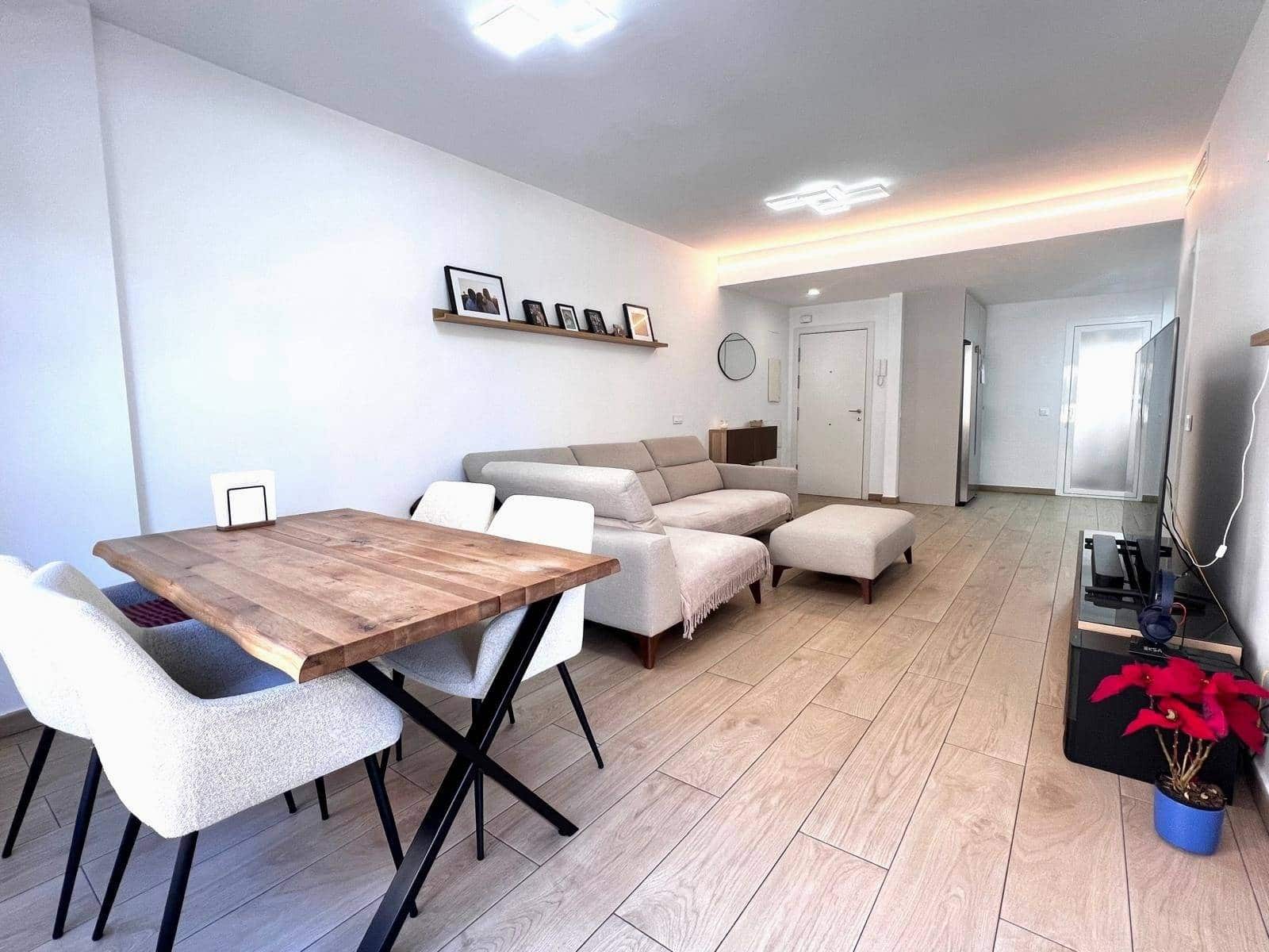 4 bedroom Apartment for sale in Estepona with pool garage - € 505,000 (Ref: 9719985)