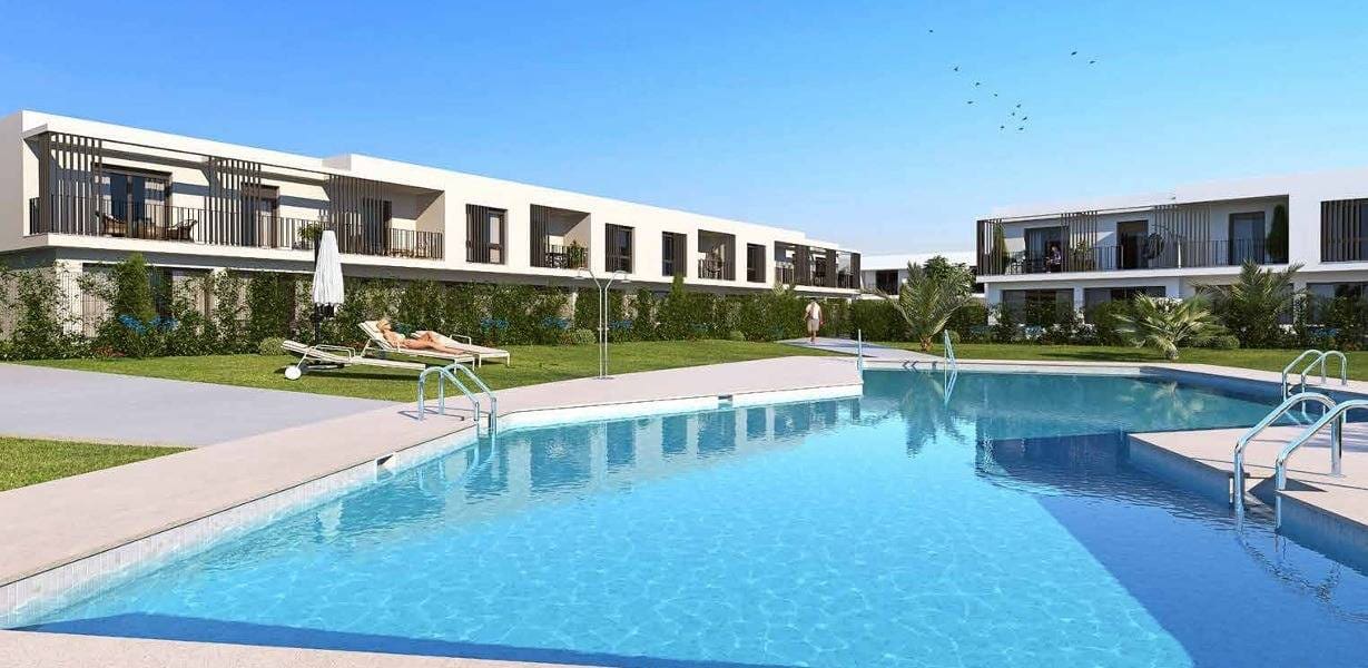 4 chambre Villa/Maison Mitoyenne à vendre à Sotogrande avec piscine garage - 524 000 € (Ref: 9729331)