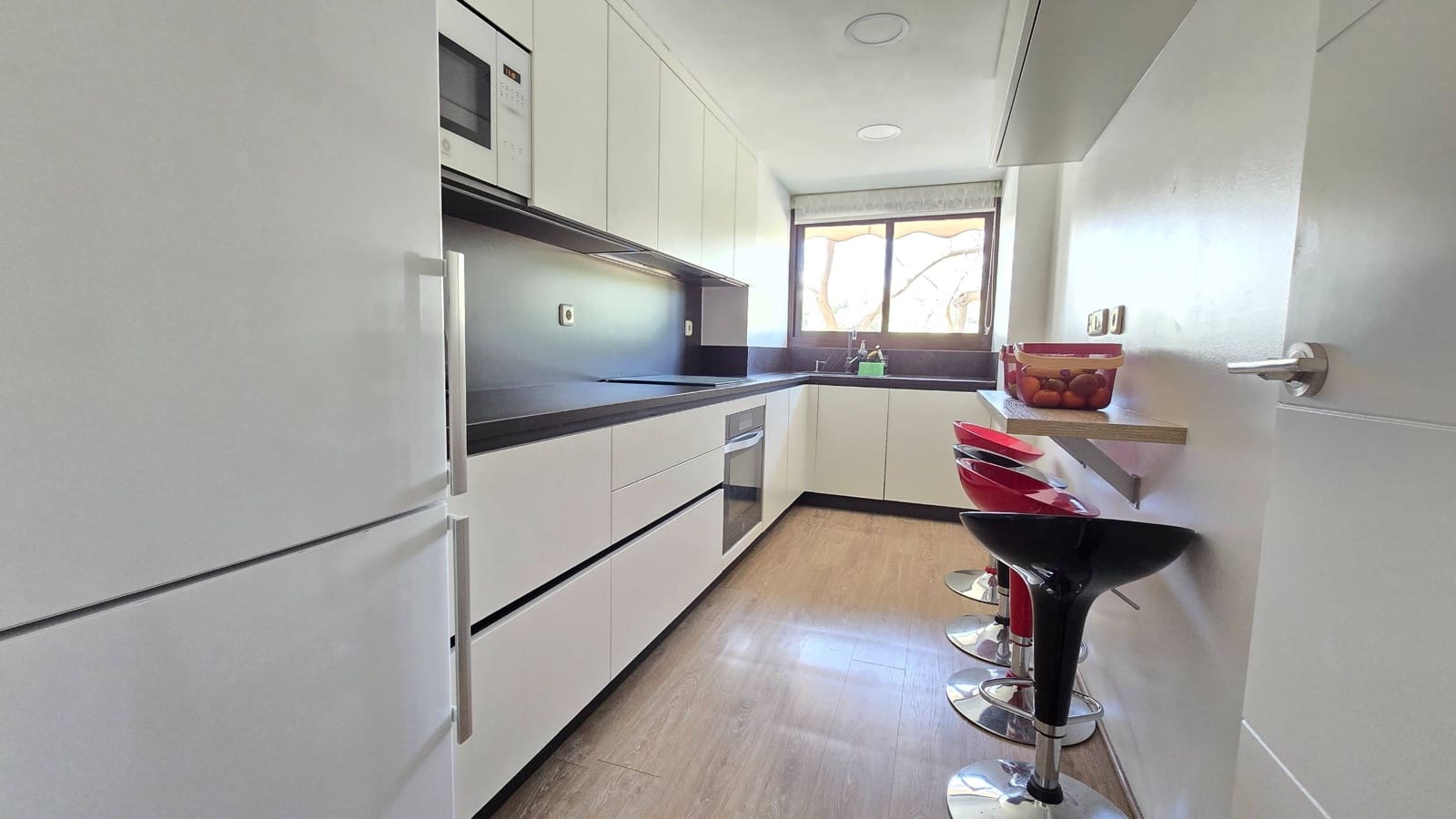 3 camera da letto Appartamento in vendita in Estepona con piscina garage - 449.000 € (Rif: 9780584)