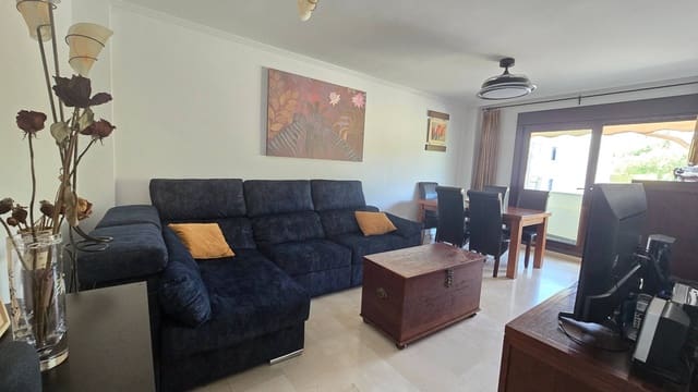 3 soverom Leilighet til salgs i Estepona med svømmebasseng garasje - € 449 000 (Ref: 9780584)