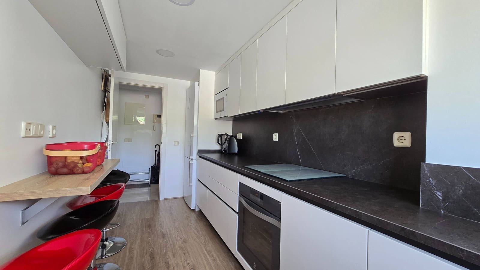 3 camera da letto Appartamento in vendita in Estepona con piscina garage - 449.000 € (Rif: 9780584)