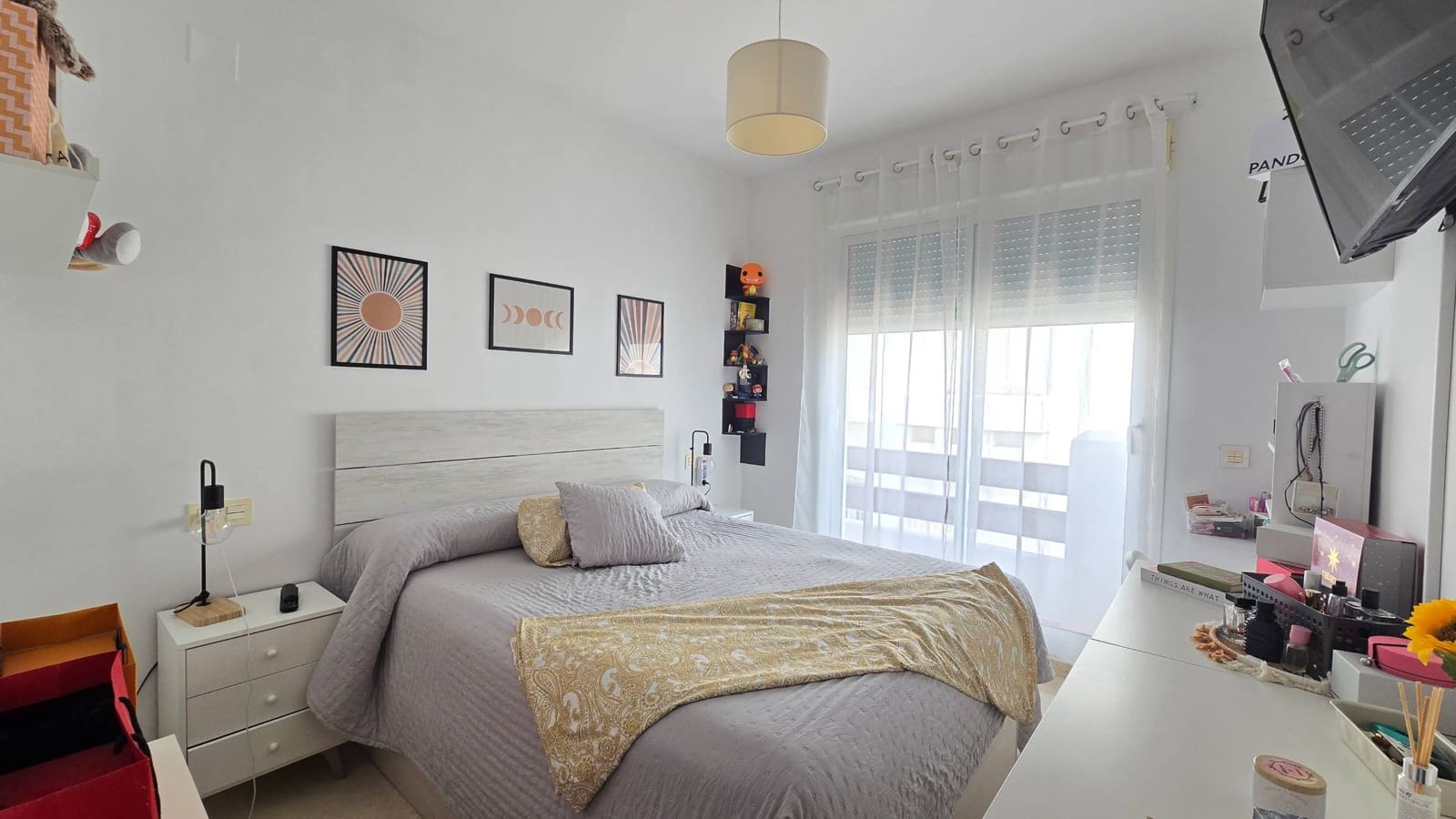 3 makuuhuone Huoneisto myytävänä paikassa Estepona mukana uima-altaan 
autotalli - 318 000 € (Ref: 9806508)