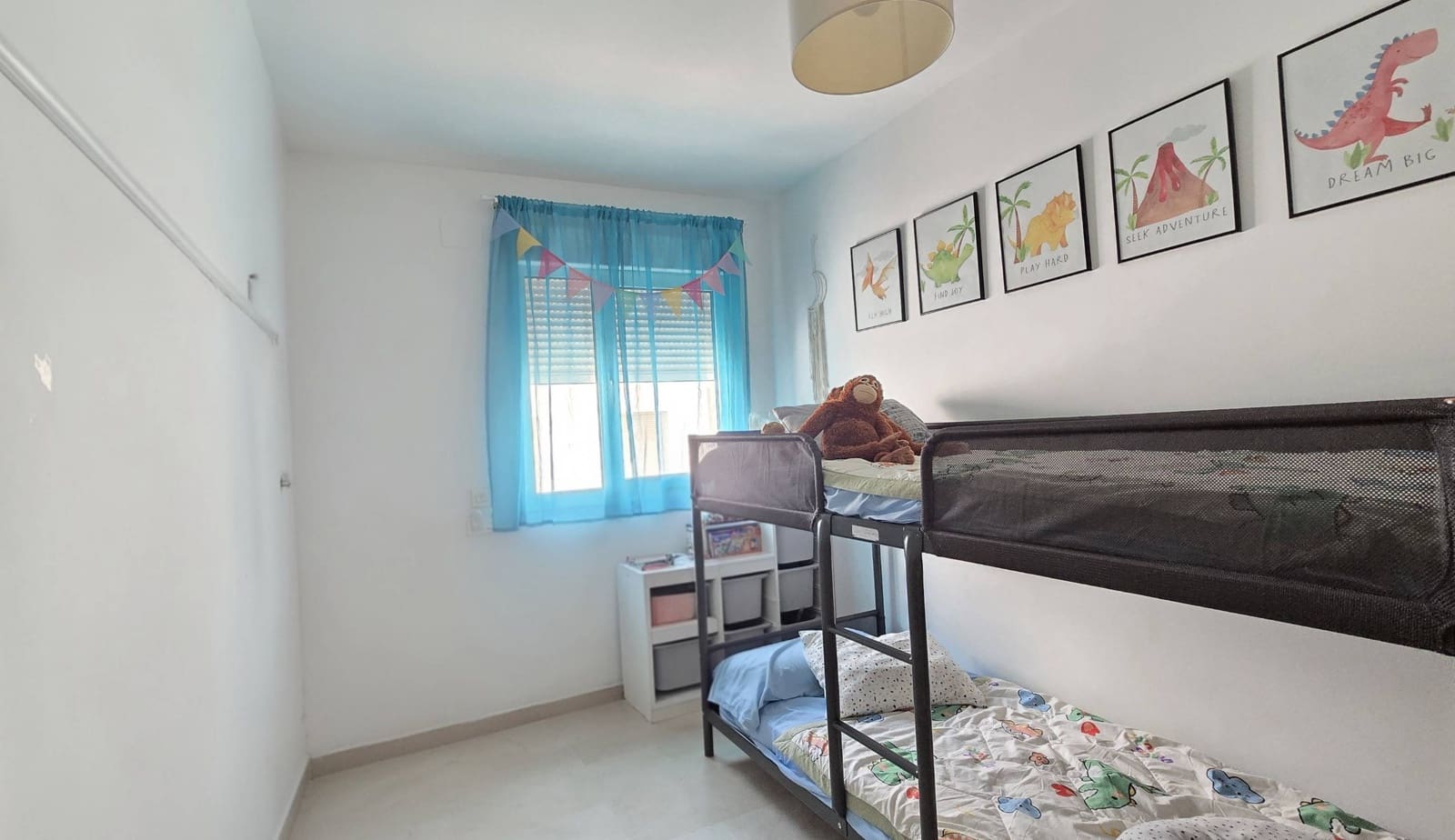 3 makuuhuone Huoneisto myytävänä paikassa Estepona mukana uima-altaan 
autotalli - 318 000 € (Ref: 9806508)