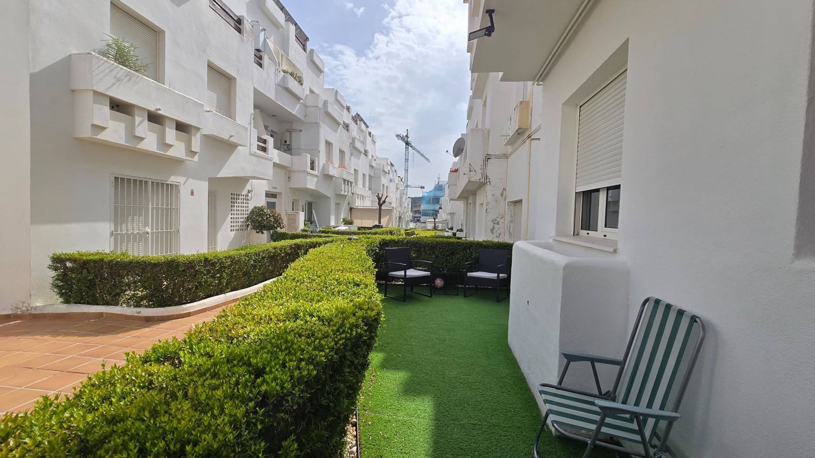 3 makuuhuone Huoneisto myytävänä paikassa Estepona mukana uima-altaan 
autotalli - 318 000 € (Ref: 9806508)