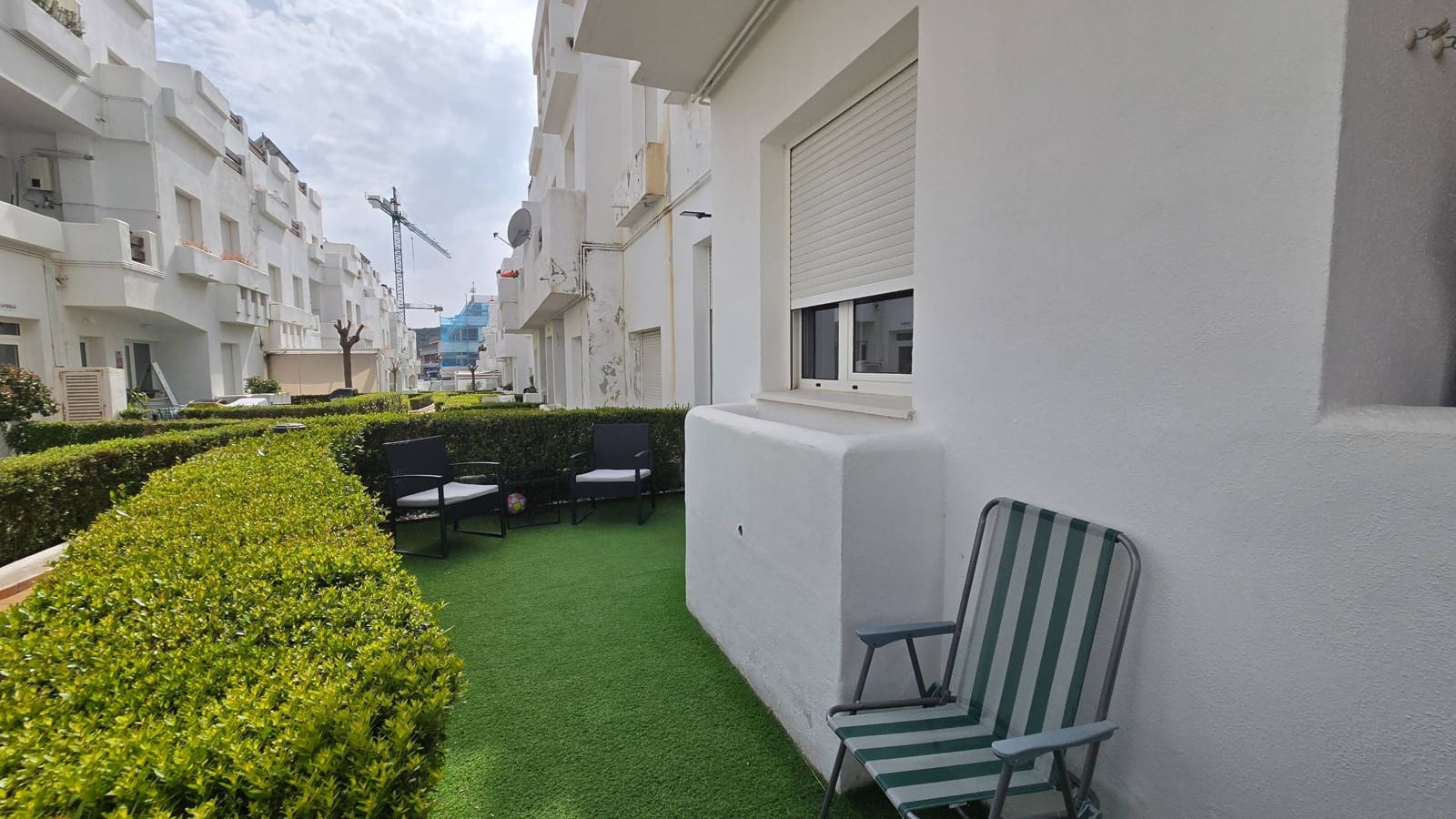 3 makuuhuone Huoneisto myytävänä paikassa Estepona mukana uima-altaan 
autotalli - 318 000 € (Ref: 9806508)