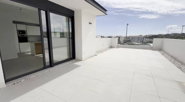 2 soverom Penthouse til salgs i Estepona med svømmebasseng garasje - € 575 000 (Ref: 9822949)