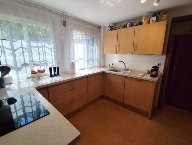 3 sypialnia Dom szeregowy na sprzedaż w Mairena del Aljarafe z basenem garażem - 399 000 € (Ref: 9839277)