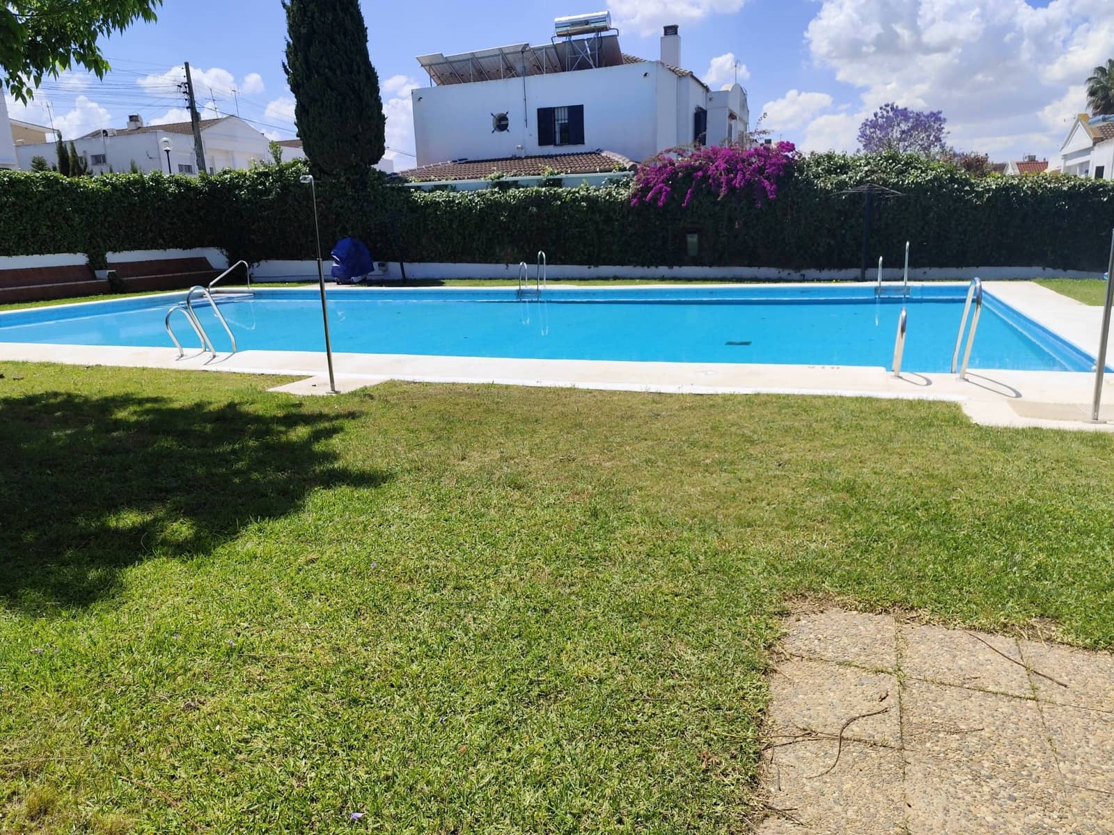 3 bedroom Terraced Villa for sale in Mairena del Aljarafe with pool garage - € 399,000 (Ref: 9839277)