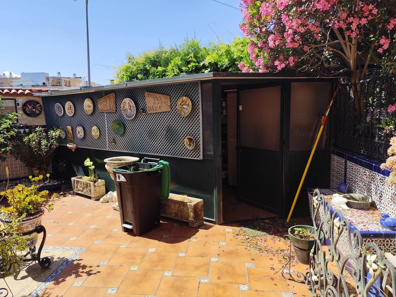 3 bedroom Terraced Villa for sale in Mairena del Aljarafe with pool garage - € 399,000 (Ref: 9839277)