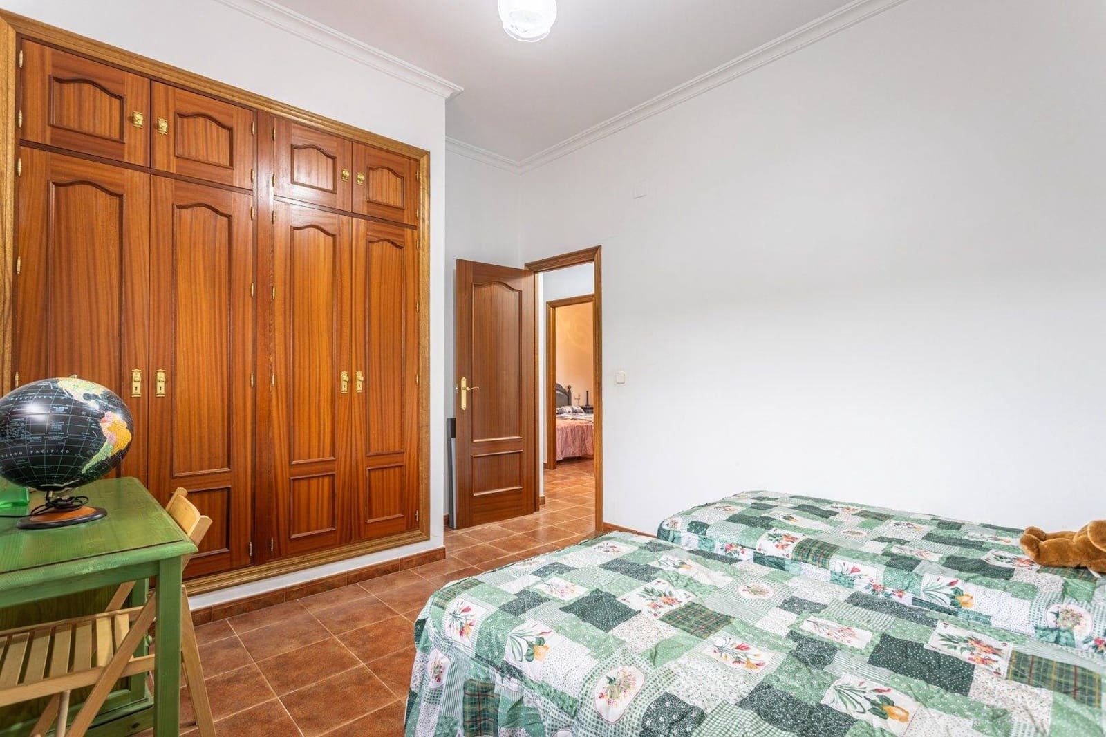 5 Zimmer Villa zu verkaufen in Sanlucar la Mayor mit Pool Garage - 369.990 € (Ref: 9855490)