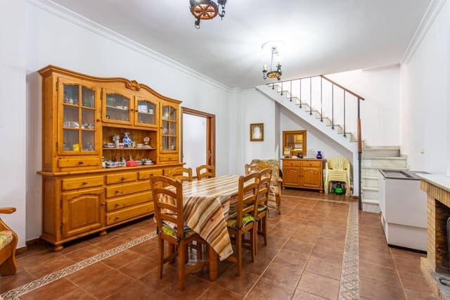 5 Zimmer Villa zu verkaufen in Sanlúcar la Mayor mit Pool Garage - 369.990 € (Ref: 9855490)