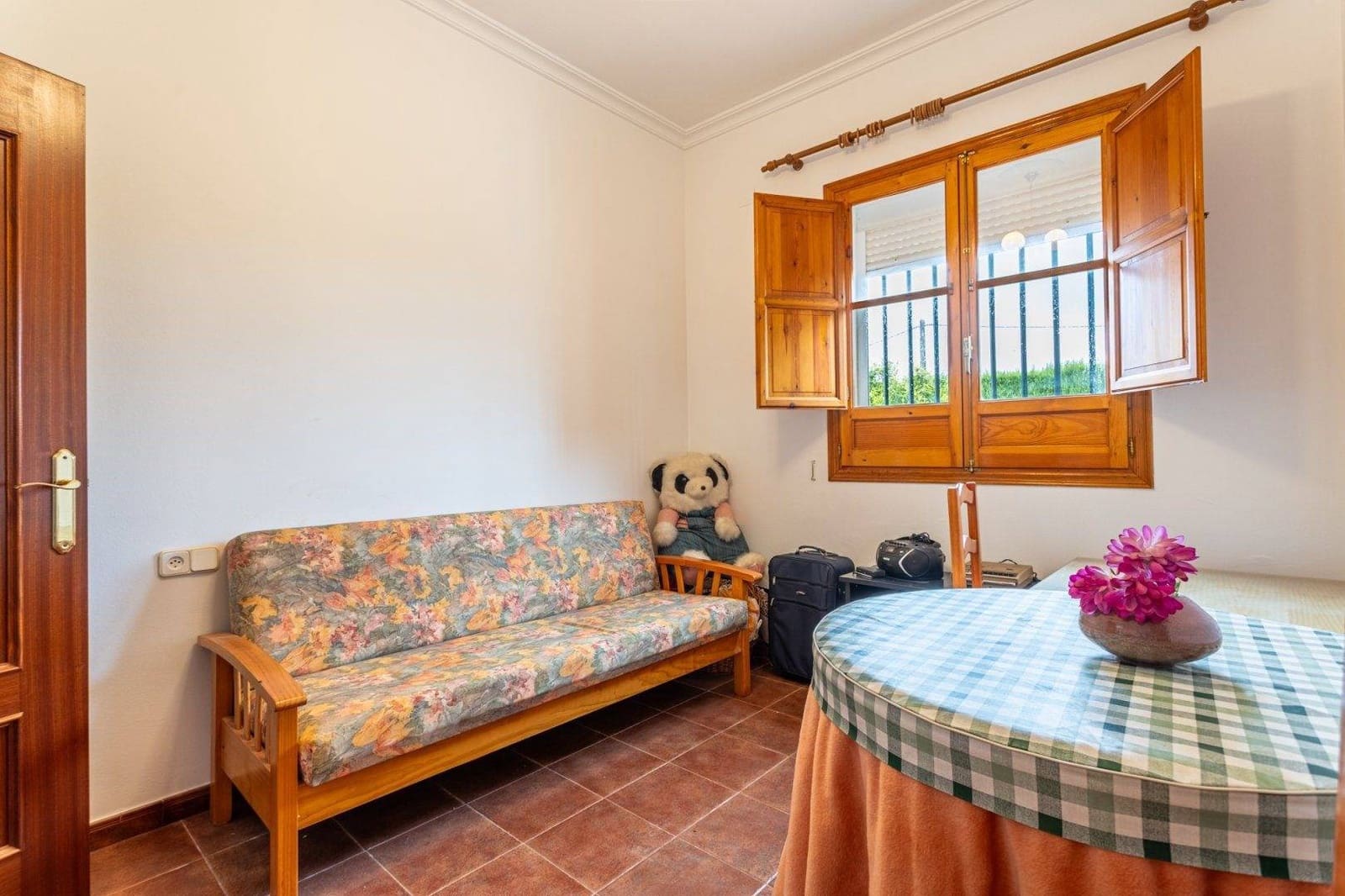 5 Zimmer Villa zu verkaufen in Sanlucar la Mayor mit Pool Garage - 369.990 € (Ref: 9855490)