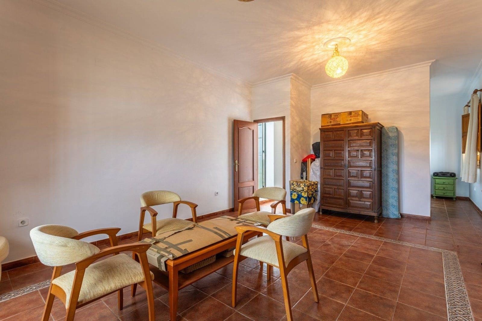 5 Zimmer Villa zu verkaufen in Sanlucar la Mayor mit Pool Garage - 369.990 € (Ref: 9855490)