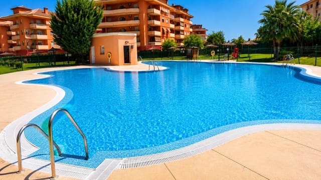 2 Zimmer Apartment zu verkaufen in San Luis de Sabinillas, Manilva mit Pool Garage - 265.000 € (Ref: 9867037)