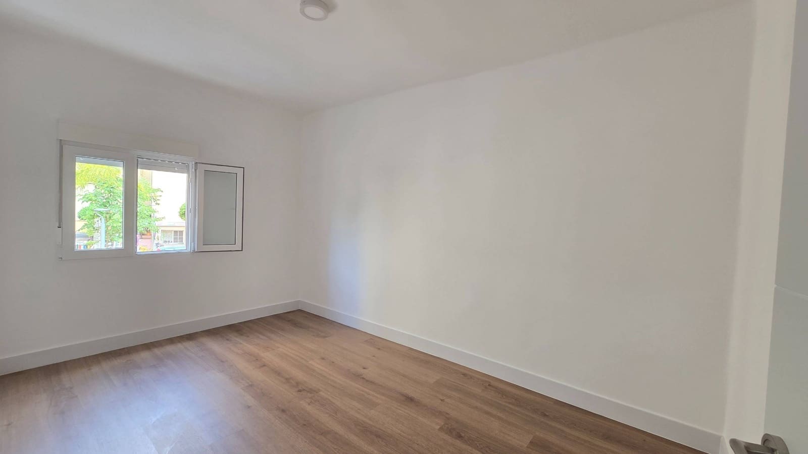 2 makuuhuone Huoneisto myytävänä paikassa Estepona - 235 000 € (Ref: 9900374)