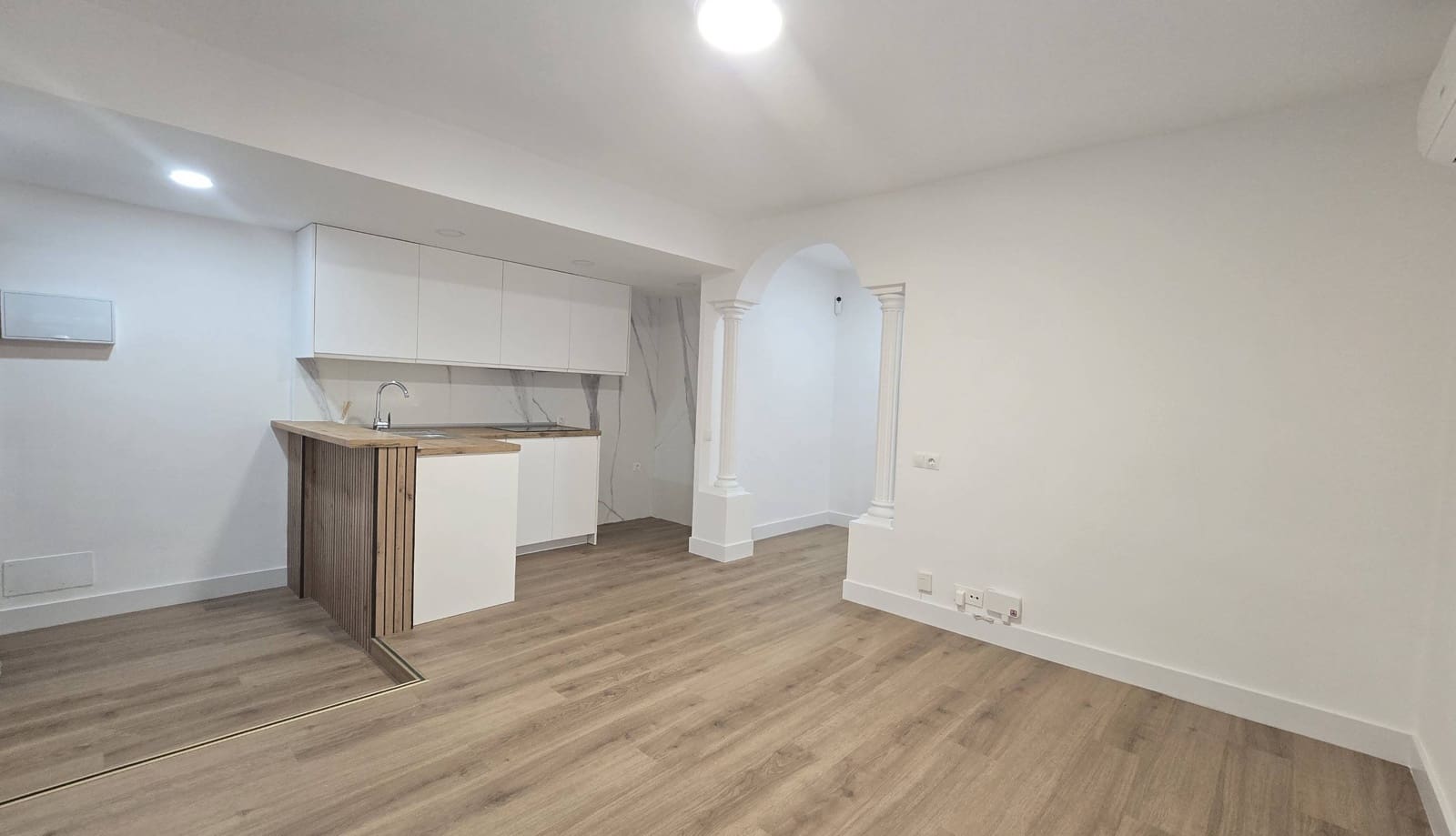 2 makuuhuone Huoneisto myytävänä paikassa Estepona - 235 000 € (Ref: 9900374)