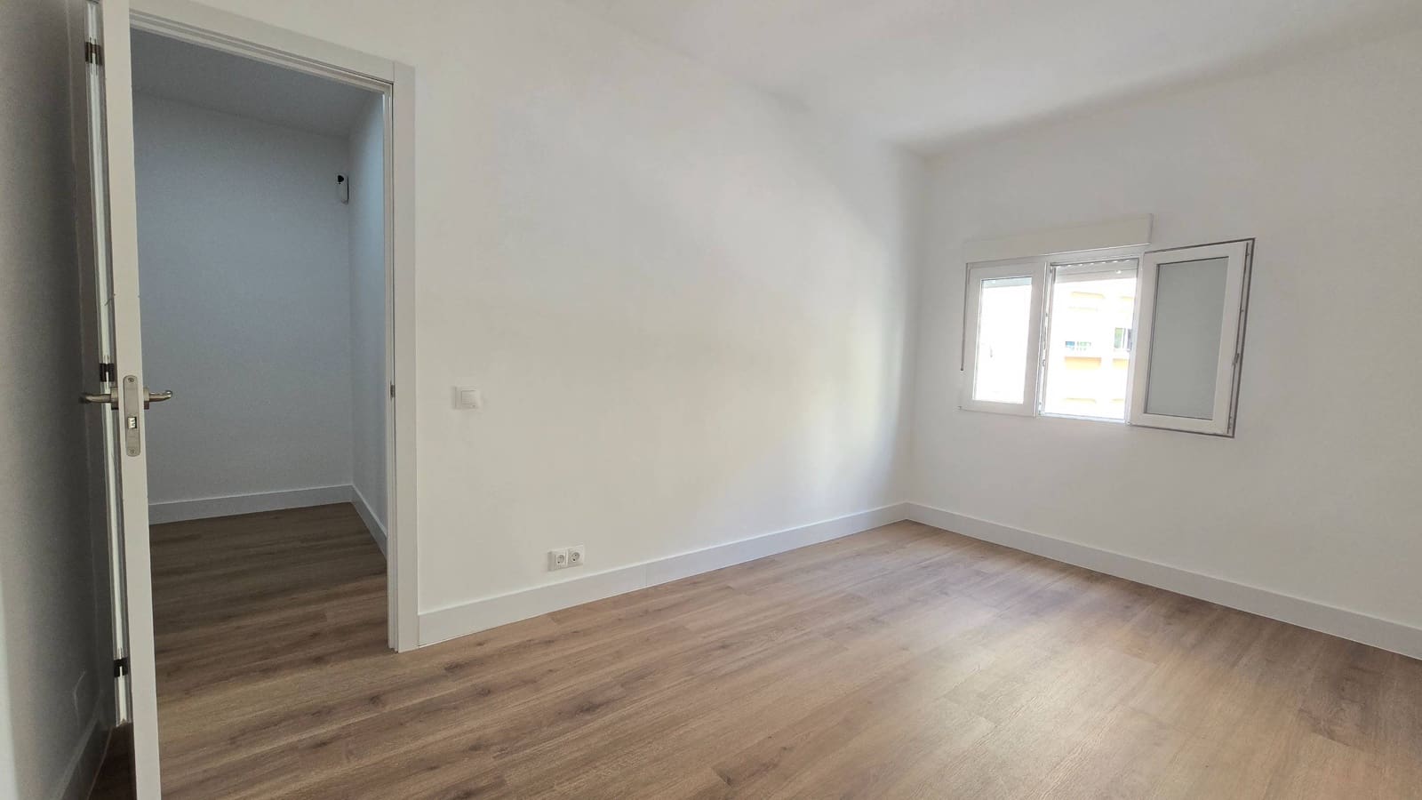 2 makuuhuone Huoneisto myytävänä paikassa Estepona - 235 000 € (Ref: 9900374)