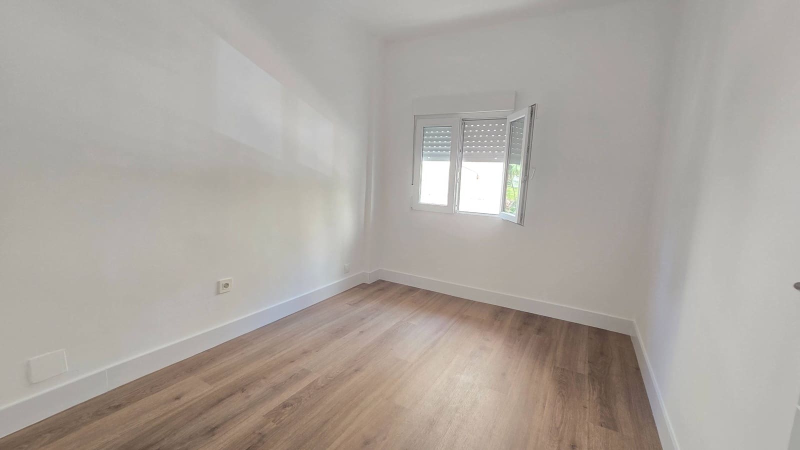 2 makuuhuone Huoneisto myytävänä paikassa Estepona - 235 000 € (Ref: 9900374)