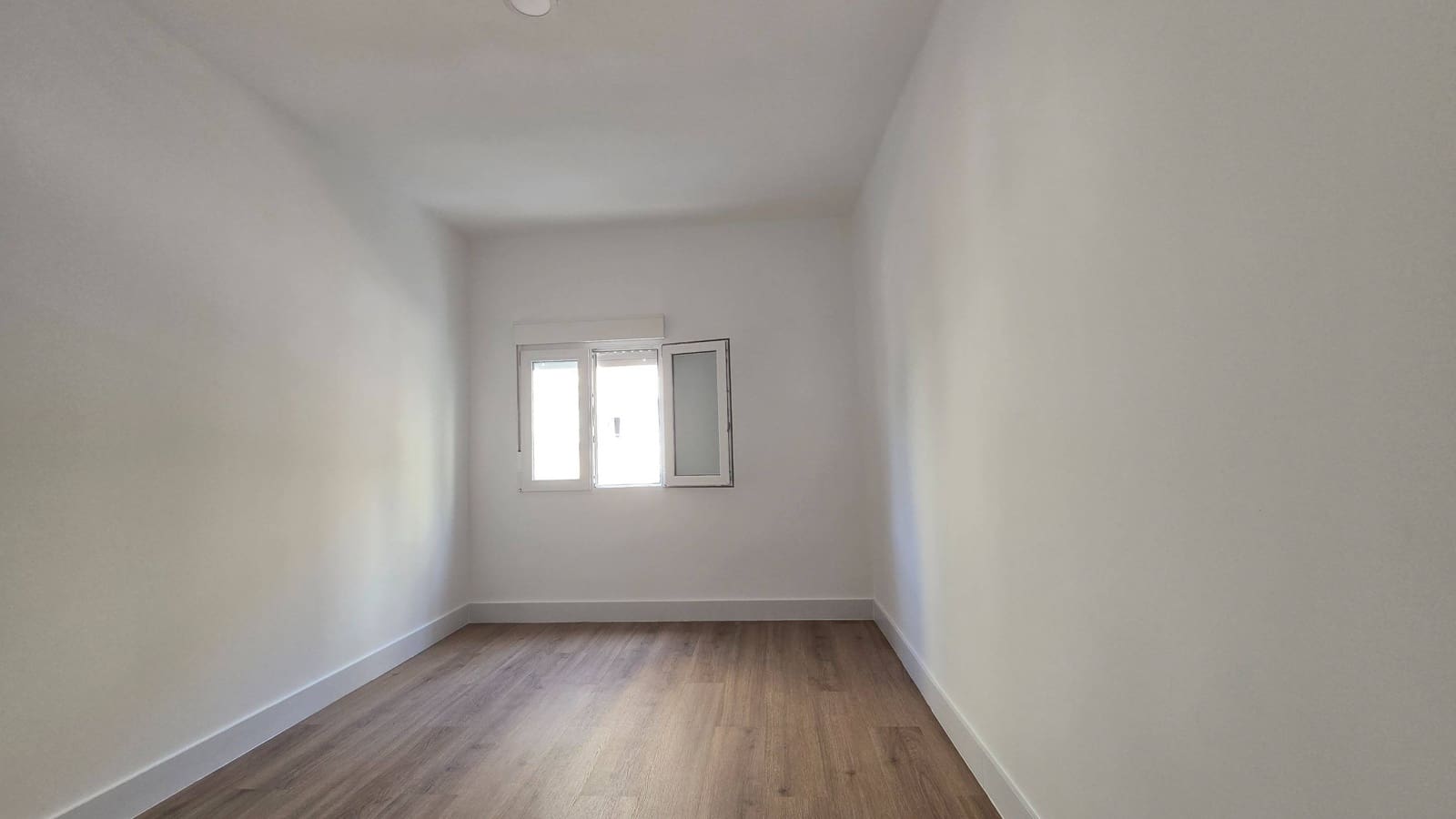 2 makuuhuone Huoneisto myytävänä paikassa Estepona - 235 000 € (Ref: 9900374)