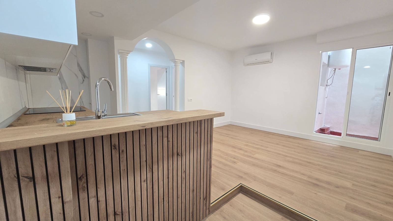 2 makuuhuone Huoneisto myytävänä paikassa Estepona - 235 000 € (Ref: 9900374)