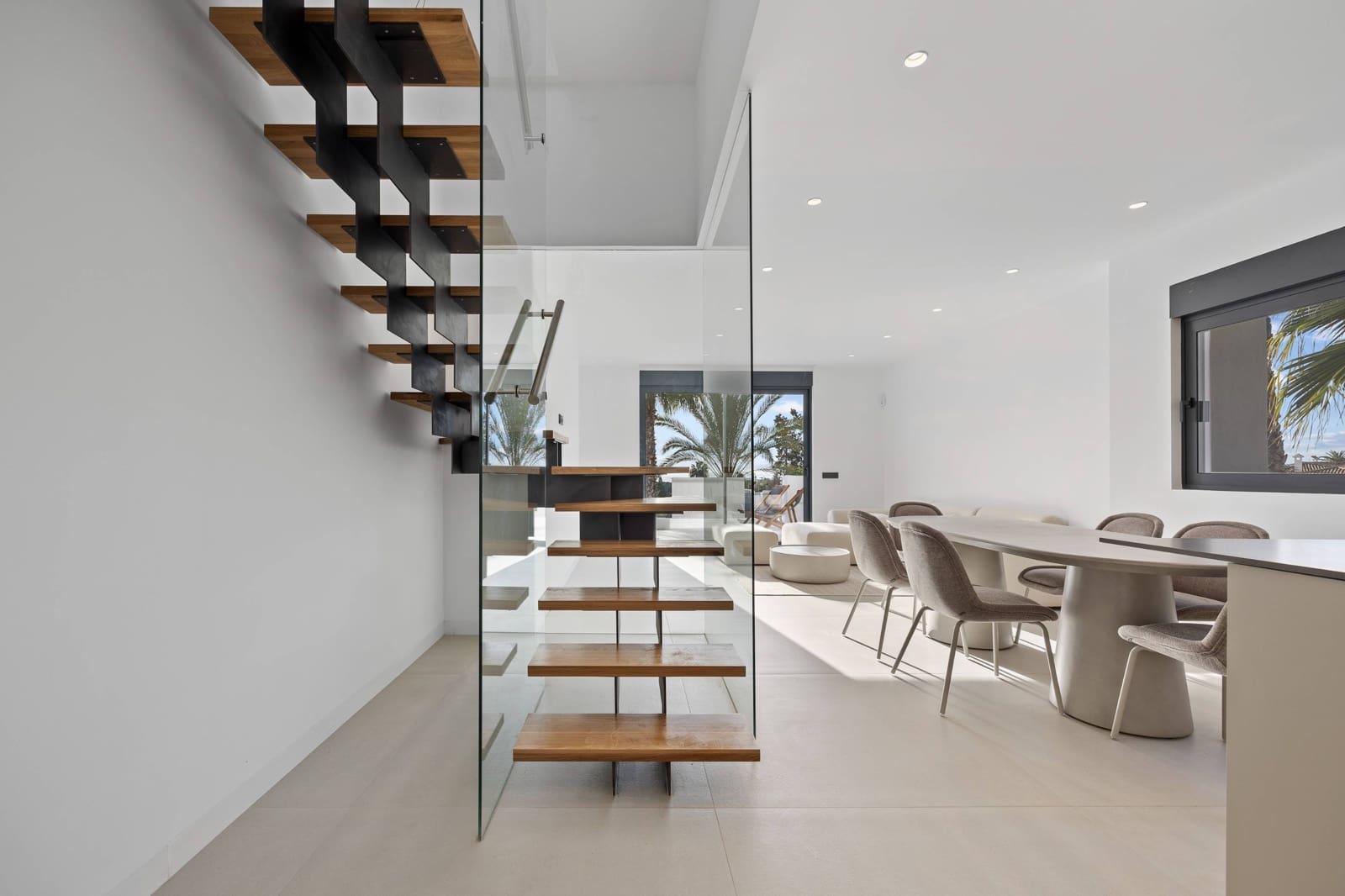 Ático de 3 habitaciones en El Paraiso en venta con piscina garaje - 799.000 € (Ref: 9911092)