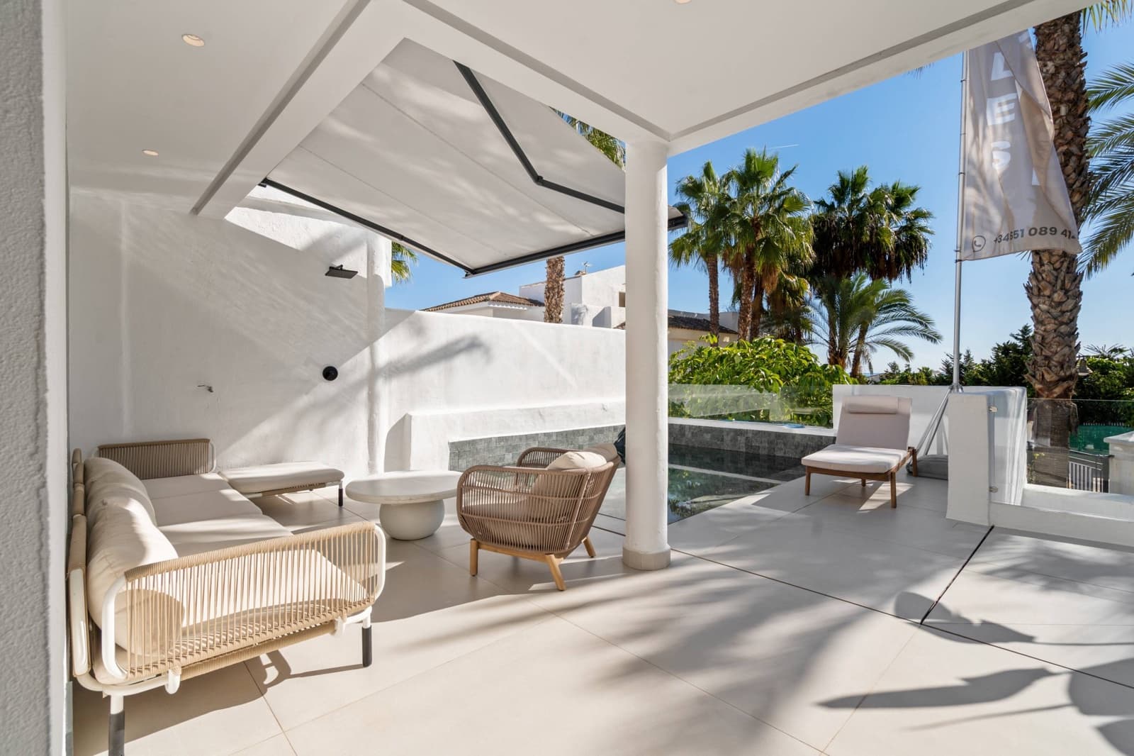 4 slaapkamer Appartement te koop in El Paraiso met zwembad garage - € 890.000 (Ref: 9911093)