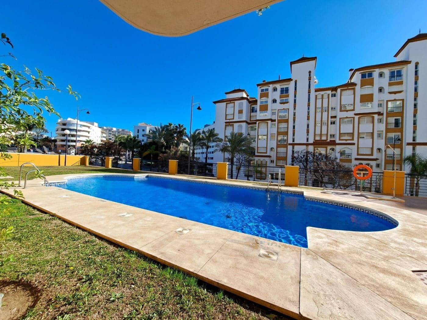 1 bedroom Apartment for sale in Estepona with pool garage - € 320,000 (Ref: 9927442)