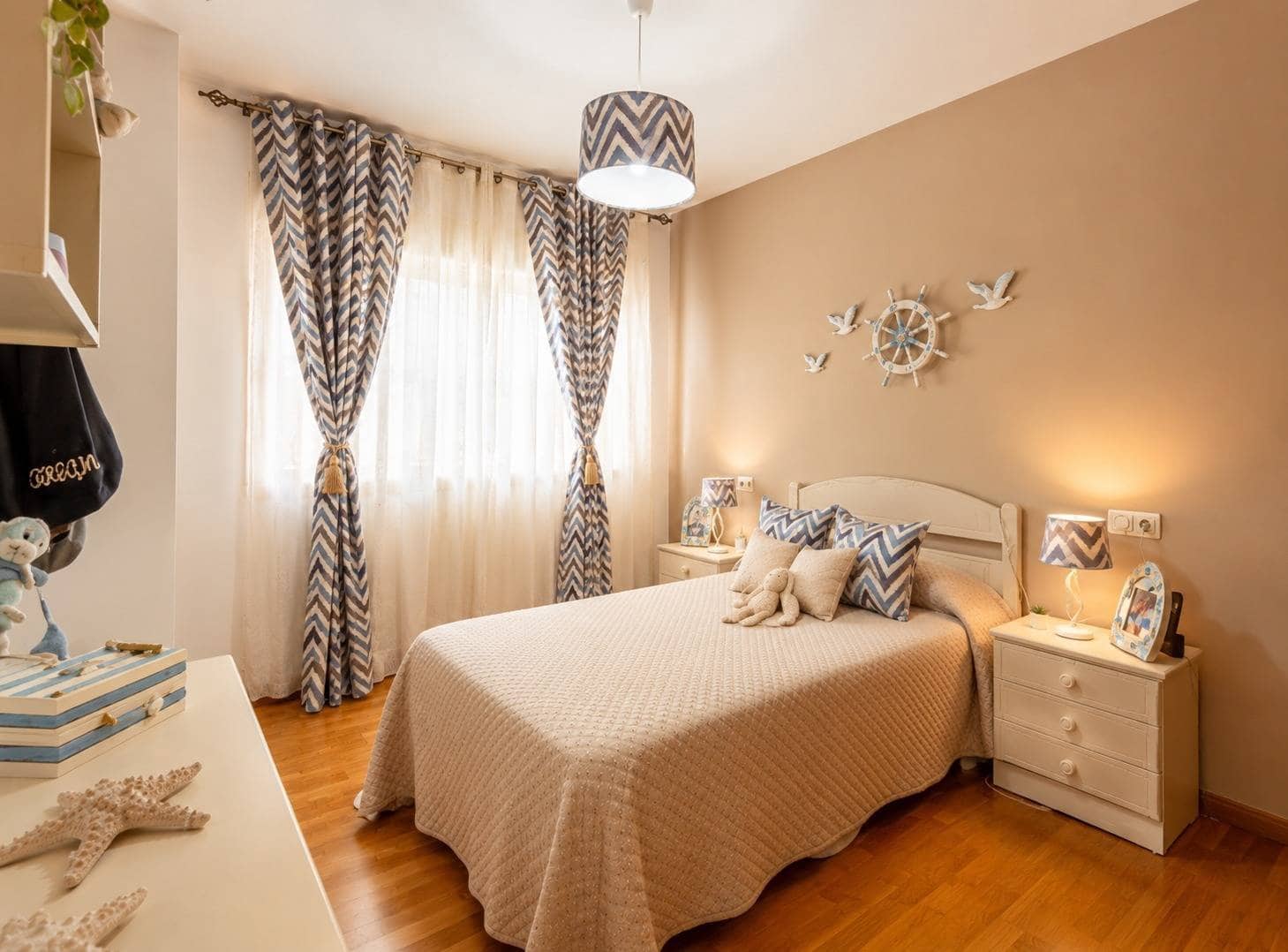3 soveværelse Lejlighed til salg i Estepona med garage - € 356.000 (Ref: 9934230)