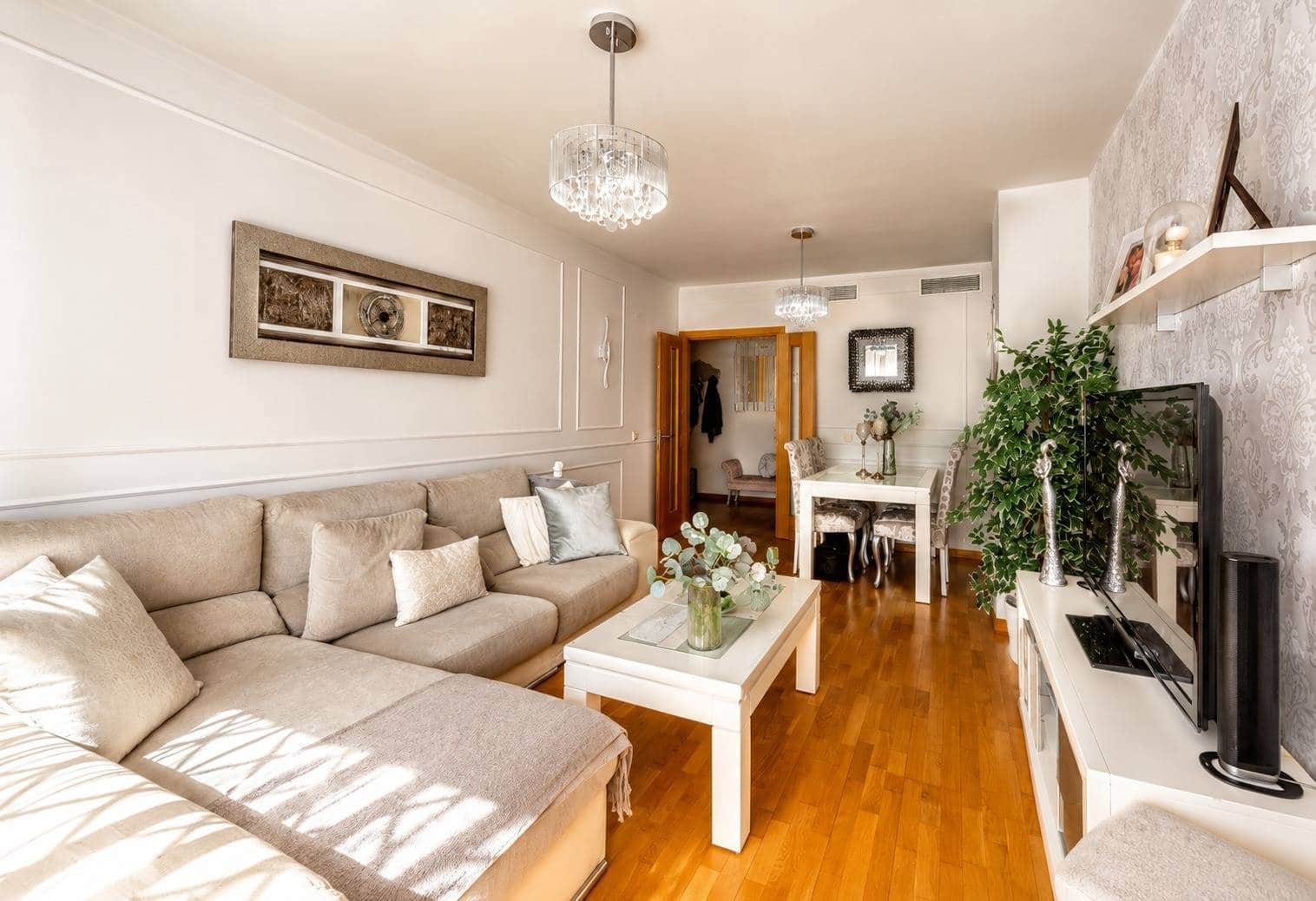 3 soveværelse Lejlighed til salg i Estepona med garage - € 356.000 (Ref: 9934230)