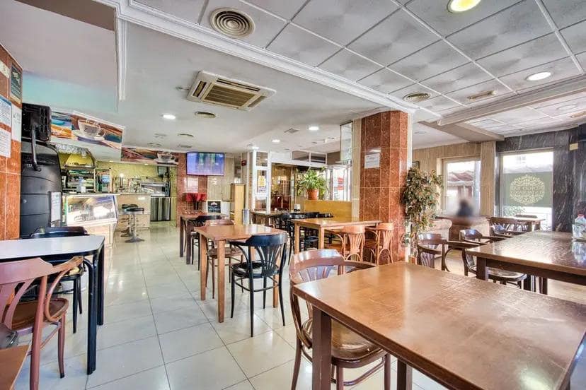 25 soveværelse Hotel til salg i Torrevieja - € 1.500.000 (Ref: 10007476)